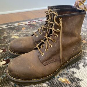 Men’s 1460 Brown Leather Doc Martens Size 11